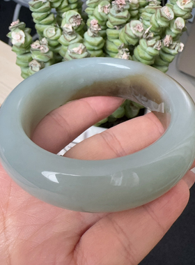 天然新疆和田玉且末料蓝带糖色手镯油润细腻和田玉手镯老余定制