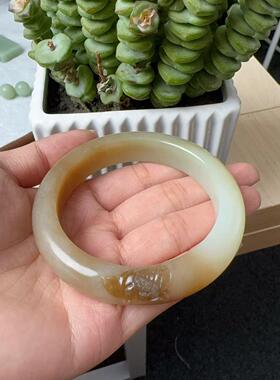 俏色和田玉新疆且末料俏色手镯