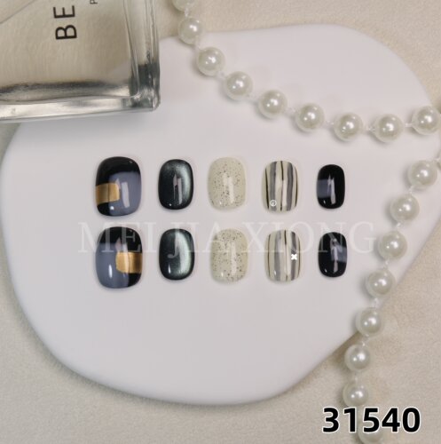 美甲熊 原创高级轻奢纯手工穿戴甲 豆豆 15mm 31540
