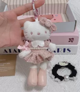 长腿hellokitty小香风可爱挂饰女