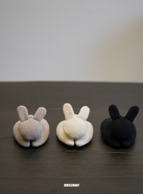 IRRELEVANT原创小众设计兔年装饰礼物兔子玩偶摆件装饰车载摆件