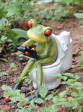马桶青蛙树脂工艺品博山摆件淄博琉璃桌面客厅家居装饰品搞笑礼物