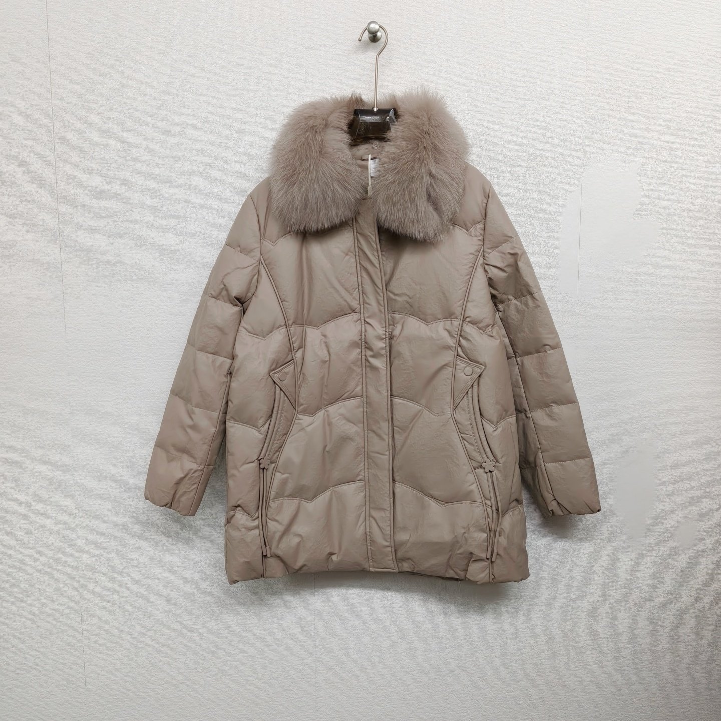 BB2312PU皮羽绒服狐狸毛领加厚白鸭绒中长皮羽绒外套妈妈年货推荐