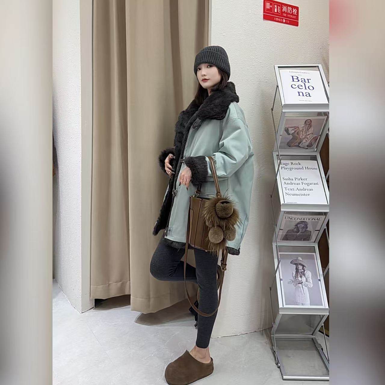 《爱尔兰初》2025新款双面穿女短款小个子加厚保暖外套冬季时尚,女装/女士精品,派克服,淘宝优惠券,粉丝福利购,淘宝优惠卷