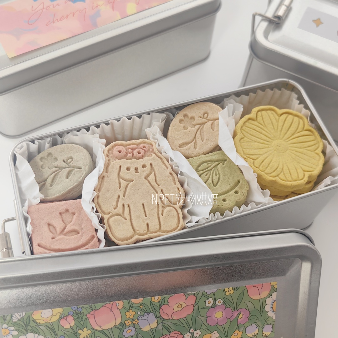 春日系列狗狗配餐饼干 自制健康无添加果蔬鸡肉奶酪饼干配餐装饰