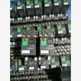 RXM3AB2P7继电器