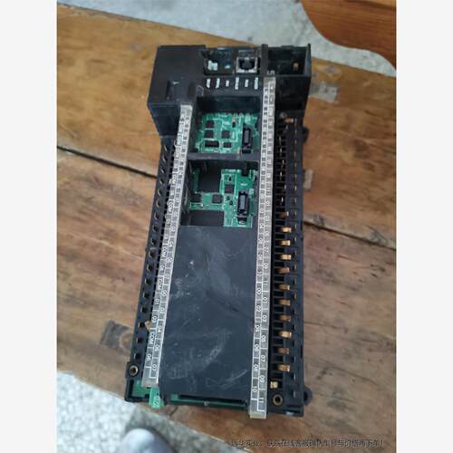 欧姆龙plcCP1L-M60DR-A不