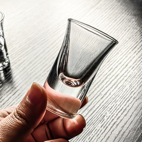 加厚水晶玻璃白酒杯小酒杯轻奢