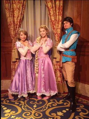 魔发奇缘长发公主COS服出租 乐佩公主cosplay迪士尼公主裙王子服