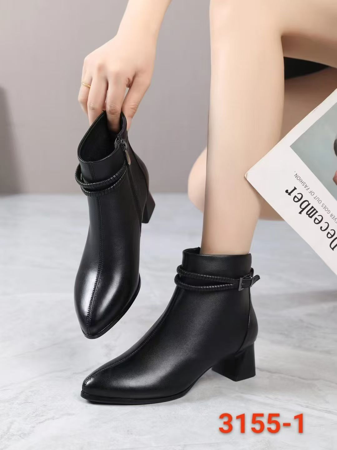 柏育兰大码女鞋2025冬真皮加绒女鞋尖头粗跟时装靴保暖女棉鞋42码