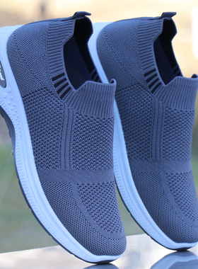 男鞋春夏季透气网面一脚套懒人鞋轻便软底耐磨休闲鞋轻薄运动鞋男