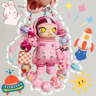 钥匙扣宇航员molly泡泡玛特