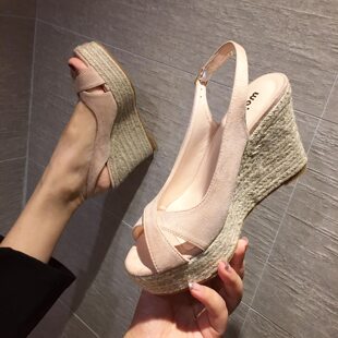 复古草编防水台交叉带镂空鱼嘴后绊带罗马凉鞋 坡跟厚底凉鞋 女时尚