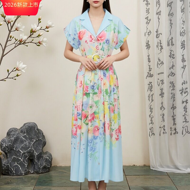 度假拍照好看的V领短袖碎花连衣裙女收腰系带长款度假风大摆裙女