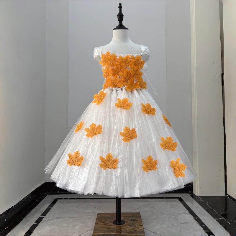 自制树叶幼儿园亲子走秀衣服