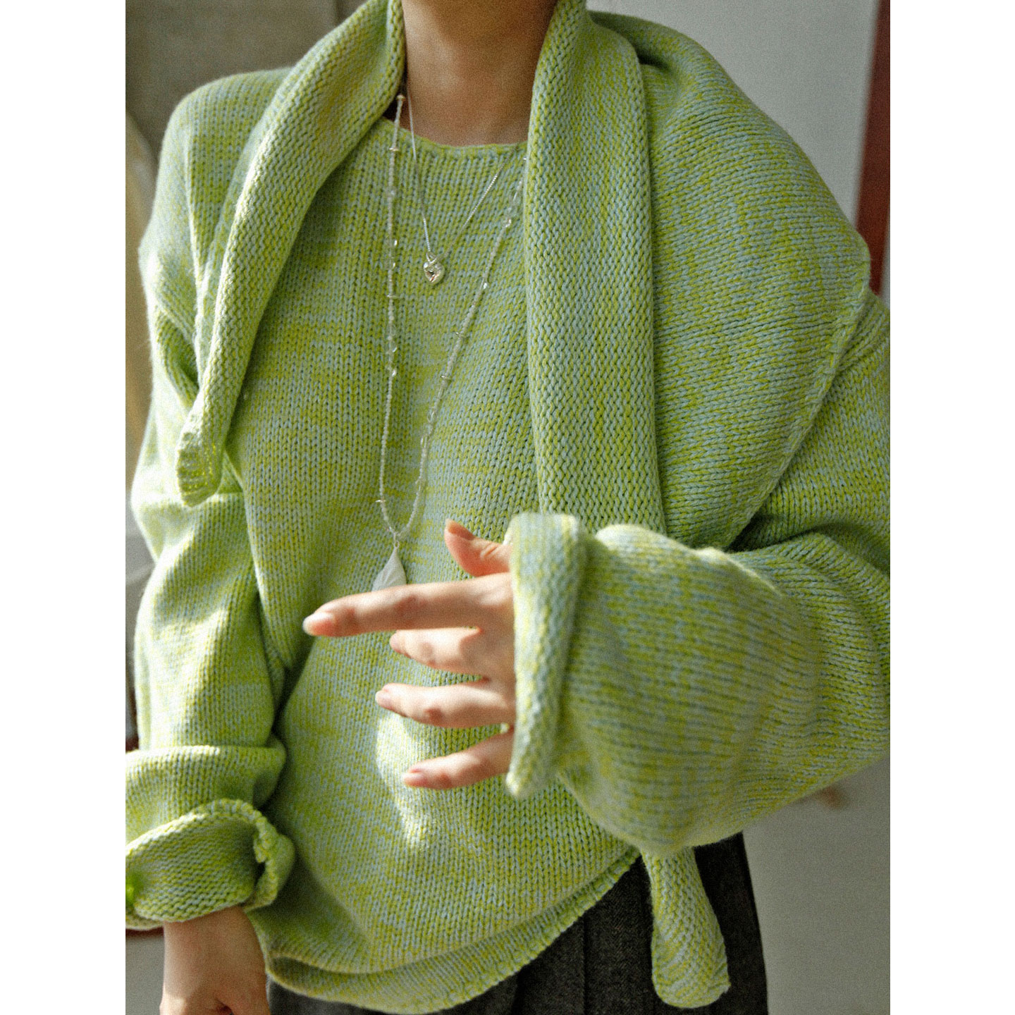 A'1st编辑店法式复古花纱羊仔毛针织衫上衣+三角巾慵懒风软糯毛衣