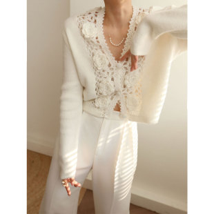 1st编辑店 高腰针织衫 法式 短款 女 复古手工钩花白色镂空毛衣开衫