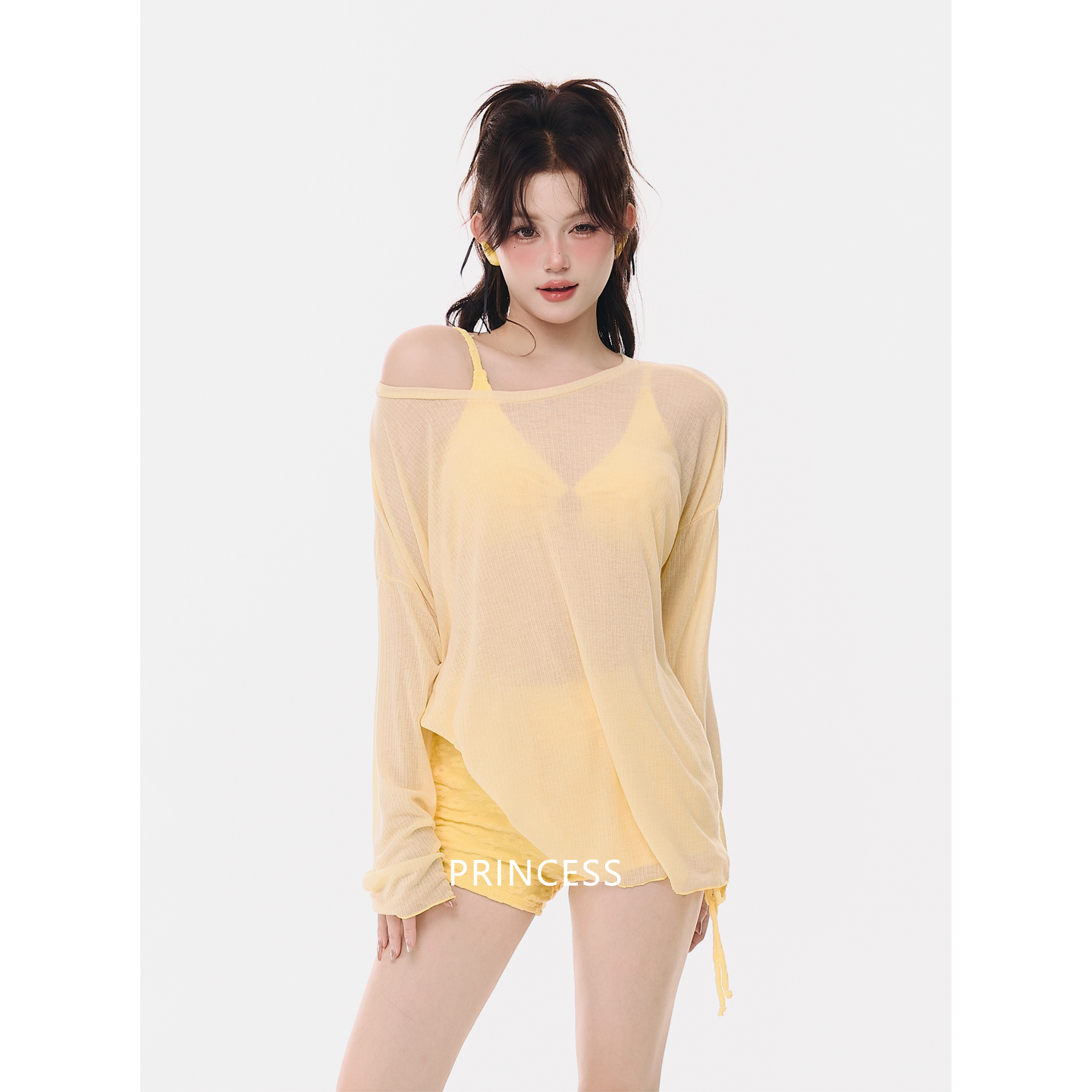 在逃公主2025新款泳衣女性感纯欲显瘦遮肉比基尼长袖罩衫温泉度假