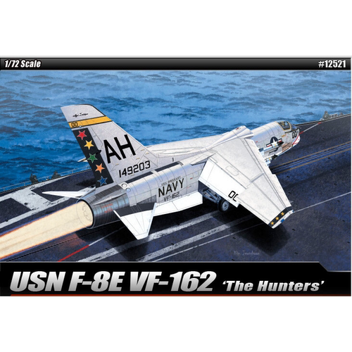 爱德美12521 1/72 美国 F-8E VF-162 战斗机 拼装飞机模型