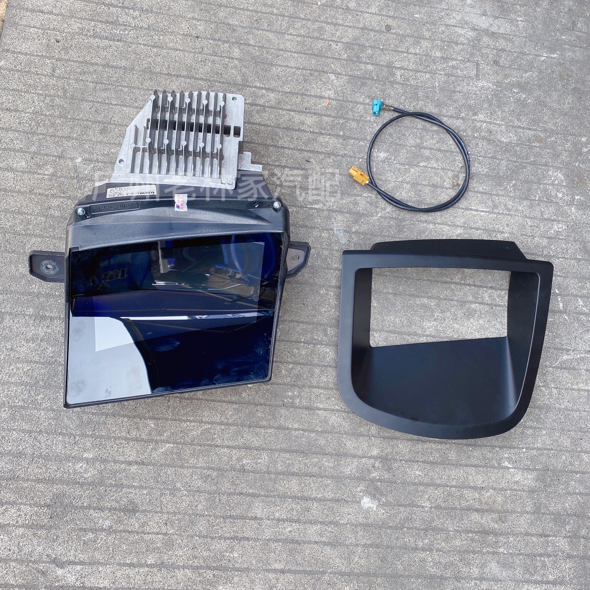 适用宝马5系f18升级hud抬头显示520i525li530gt7系f02器平视系统6