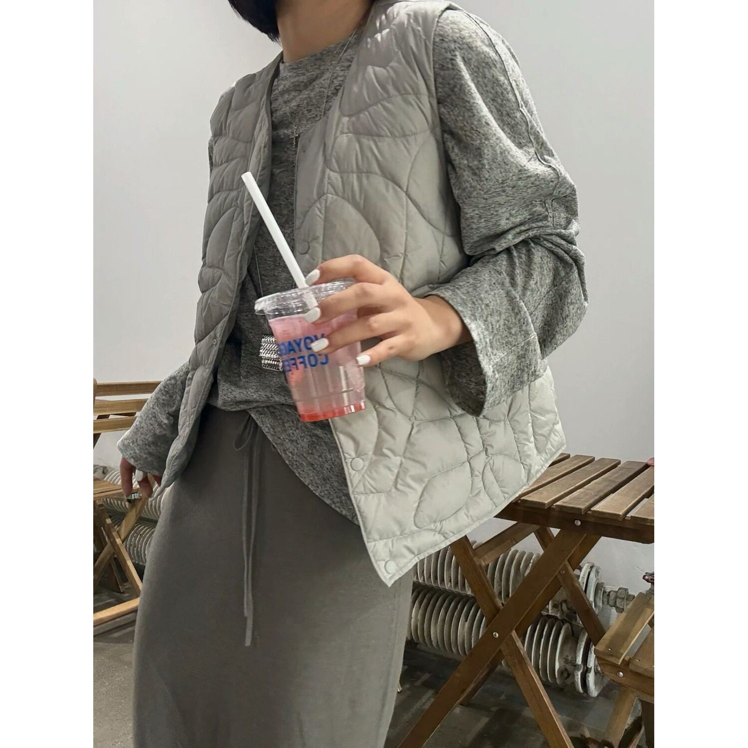 2026秋冬季新款女士松弛感羽绒棉服马甲宽松百搭薄款内外穿马夹