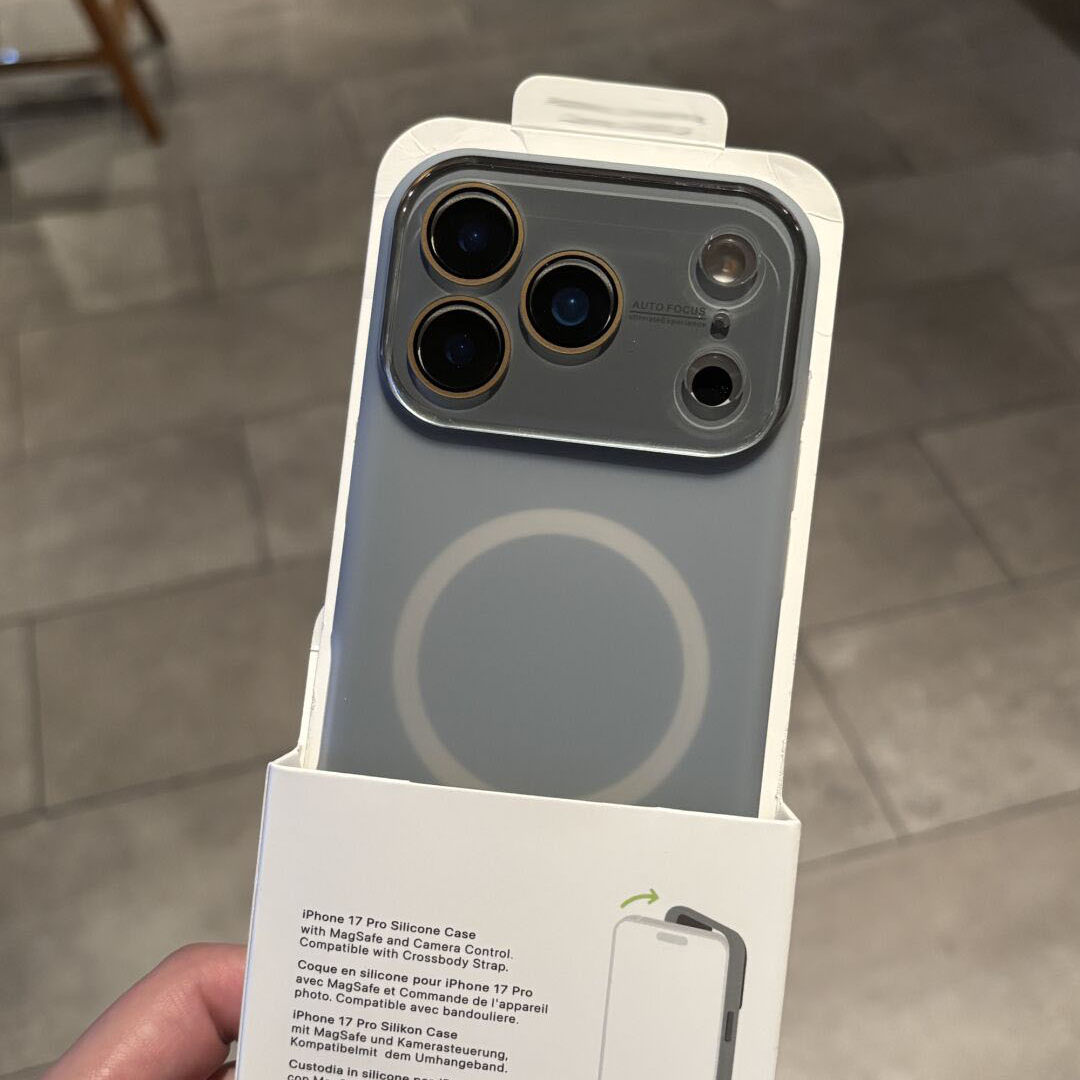 新款果冻ins风液态硅胶内置磁吸适用苹果17promax手机壳新款全包镜头膜iphone16pro软壳防摔15高级感14爆款套