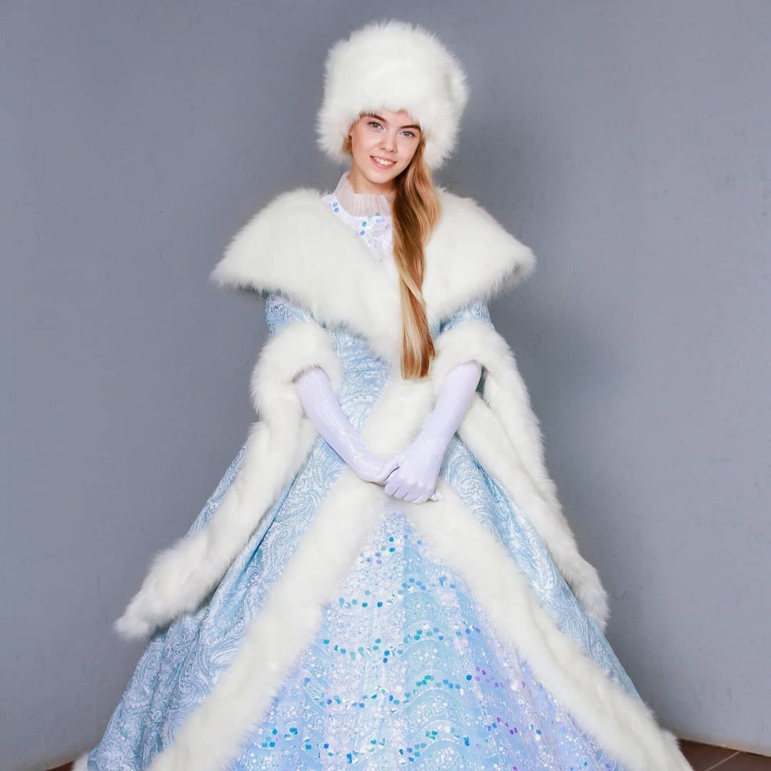 丽晨达羽冰雪主题浅蓝礼服