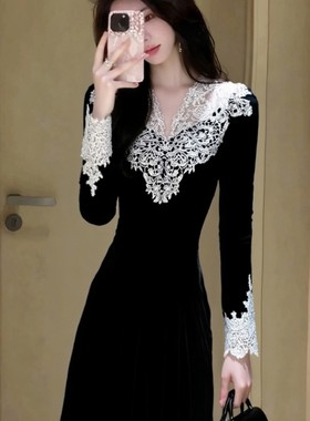 裙子冬装法式小资高端独特漂亮巨好看掐腰蕾丝拼接黑色丝绒连衣裙