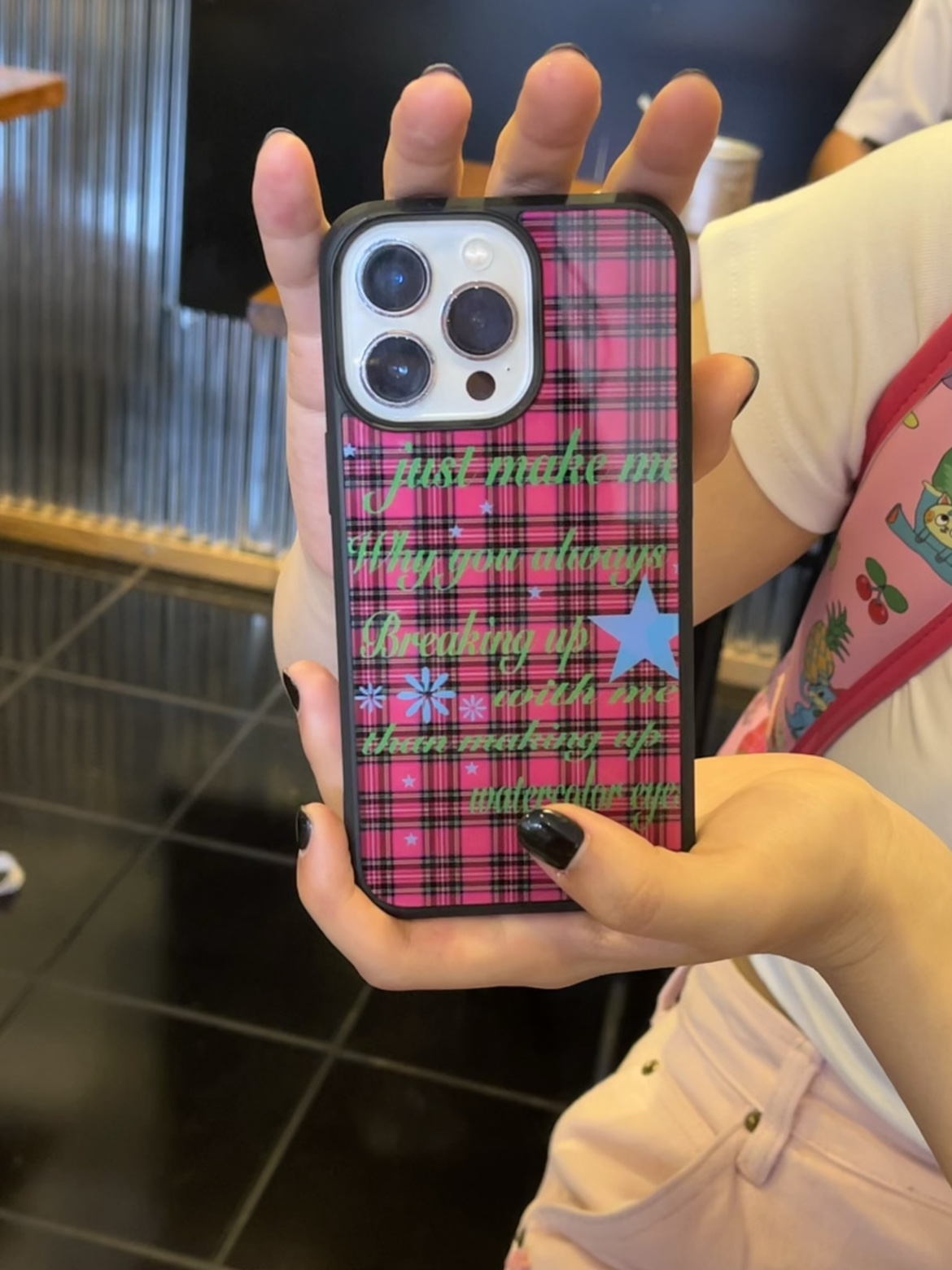Another Hill原创夏季粉色格纹全包手机壳 上镜很出片 收到后记得撕膜哦
