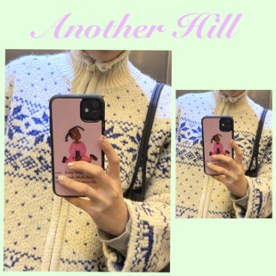 AnotherHill x Goldanna原创插画抱着猫咪的小女孩 全包手机壳 表面有膜记得撕开