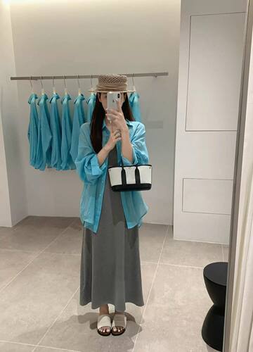 2026夏季新款设计感百搭后开衩衬衫配弹力针织吊带连衣裙两件套女