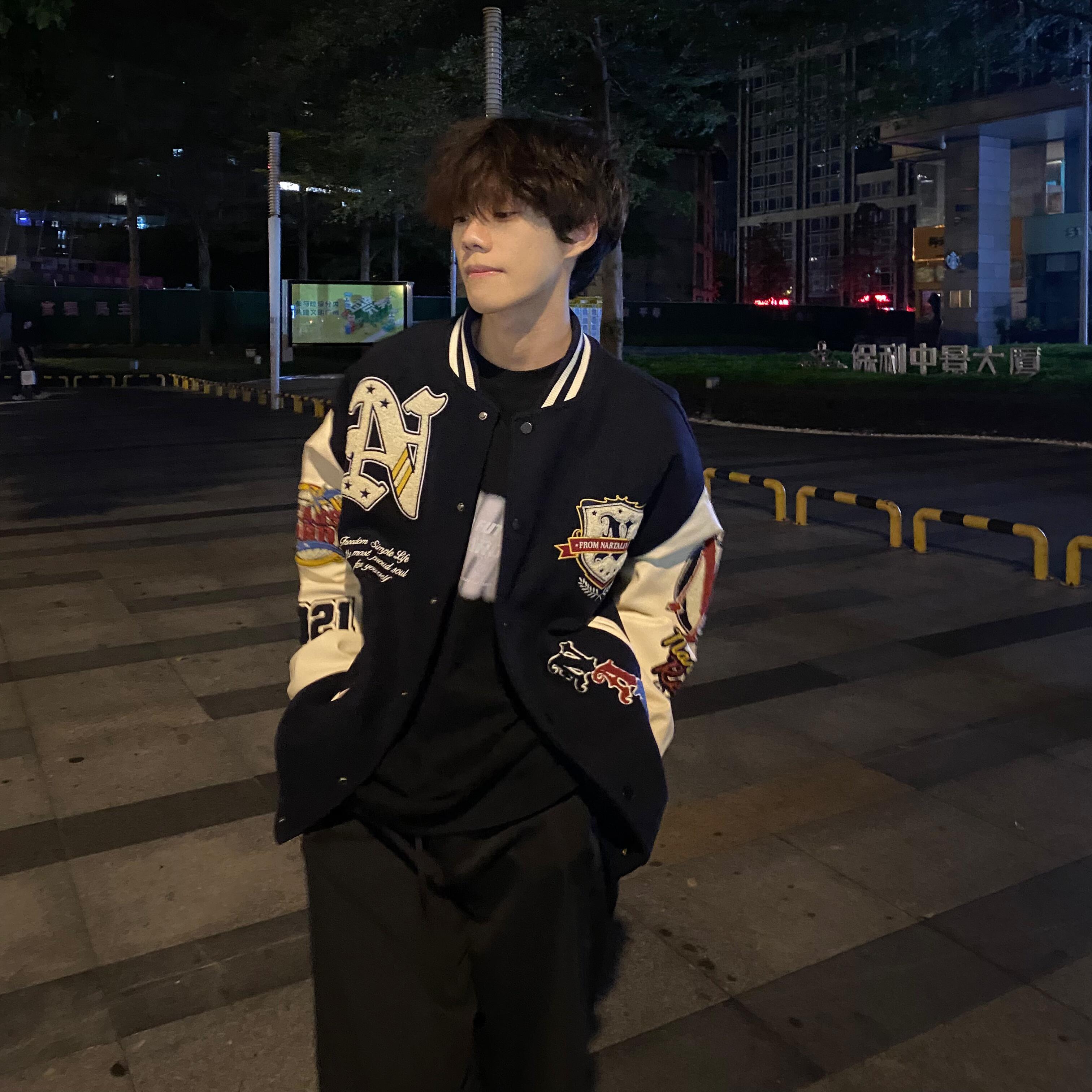 美式复古重磅刺绣棒球服夹克
