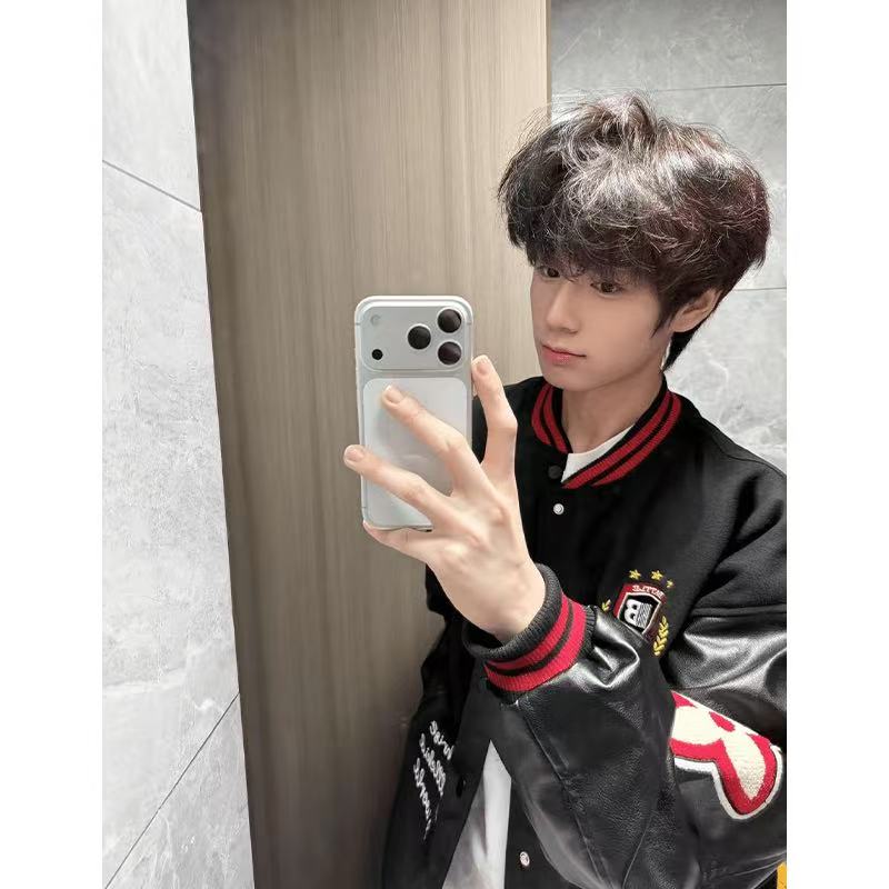 美式oversize重磅刺绣拼接棒球服