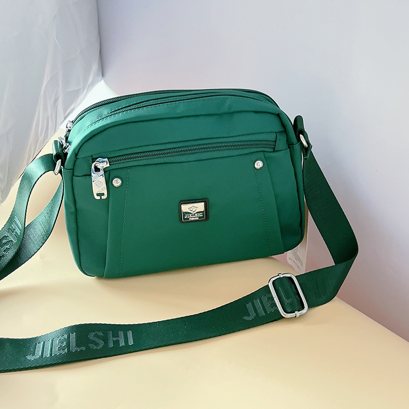 女士大容量包包女尼龙布单肩包时尚简约气质牛津布防水多层斜挎包