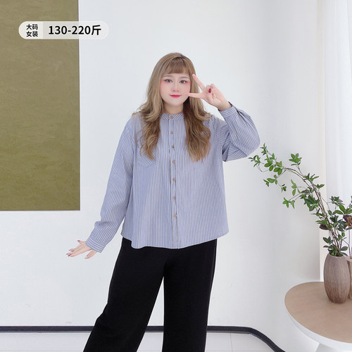 时尚休闲竖条纹百搭遮肉圆领衬衫