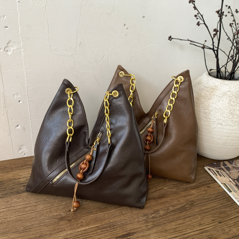 大容量复古包女秋冬百搭20