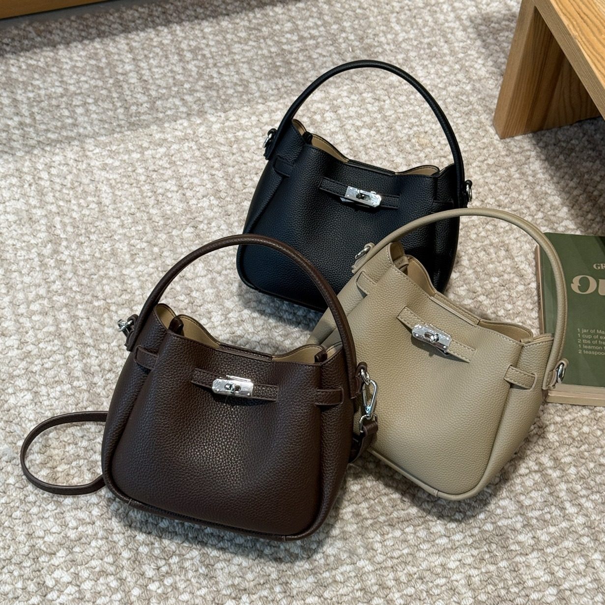 小众荔枝纹水桶包包女2026新款复古手提托特包上班通勤单肩斜挎包,箱包皮具/热销女包/男包,腋下包,淘宝优惠券,粉丝福利购,淘宝优惠卷