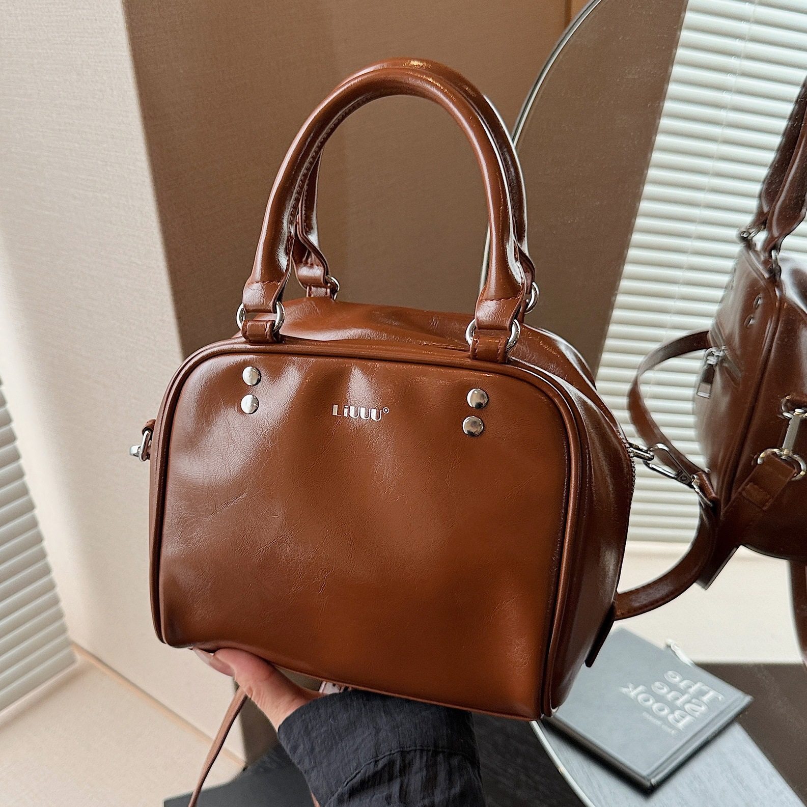 小众设计包包女式2026新款复古百搭通勤小方包洋气百搭单肩斜挎包,箱包皮具/热销女包/男包,单肩包,淘宝优惠券,粉丝福利购,淘宝优惠卷