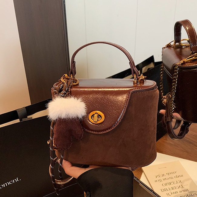高级感麂皮绒小方包女2025