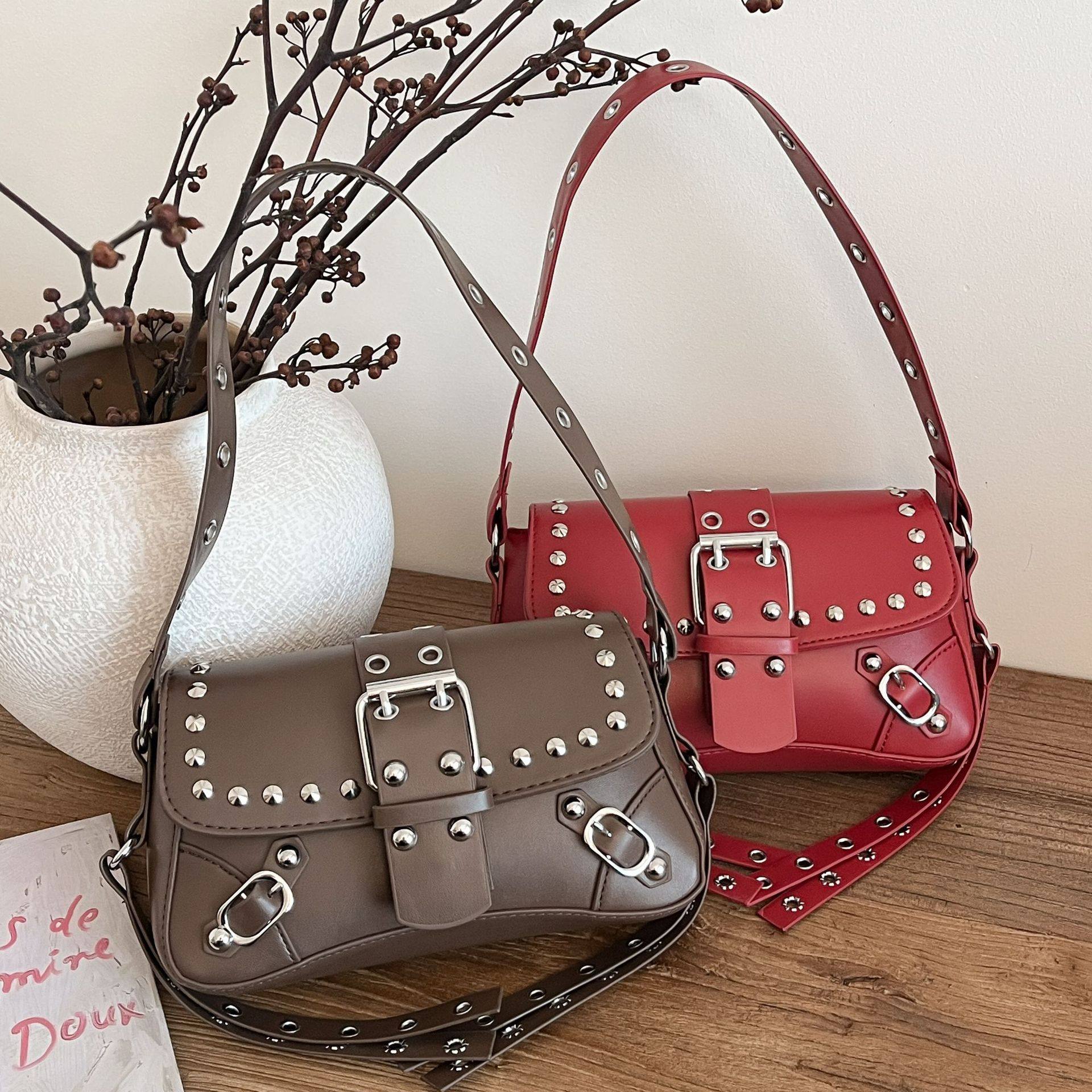 潮酷铆钉小包包女2026新款潮时尚机车风腋下小方包百搭质感单肩包,箱包皮具/热销女包/男包,单肩包,淘宝优惠券,粉丝福利购,淘宝优惠卷