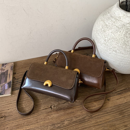 复古时尚女包单肩2025新潮