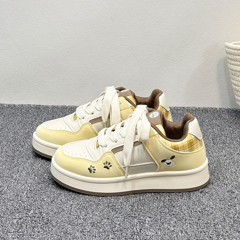 【明星推荐】冬季厚底休闲板鞋