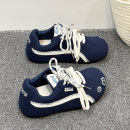 阿甘德训鞋女款2025新款巨好看经典赛车鞋休闲鞋软底不累脚小白鞋