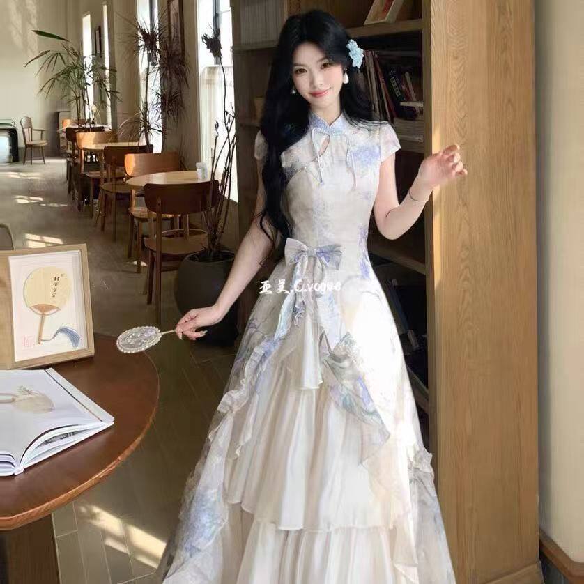 2026夏新温婉新中式国风不规则拼接改良旗袍裙中国风连衣裙配胸针