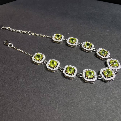 【luna与胖弟】JN-CBGF6-17 橄榄石银镶圆钻切手链