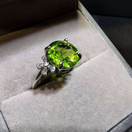 【luna与胖弟】JN-CBGF6-4 橄榄石银镶正圆切戒指