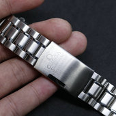 适用手表带海马蝶飞超霸计时实心不锈钢带精钢表链表扣配件