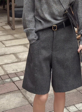 2025秋冬季新款深灰色毛呢中裤女高腰显瘦时尚通勤设计感阔腿短裤