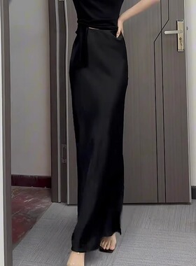 法式轻奢复古高腰黑色半身裙女2025年新款时尚百搭醋酸缎面长裙