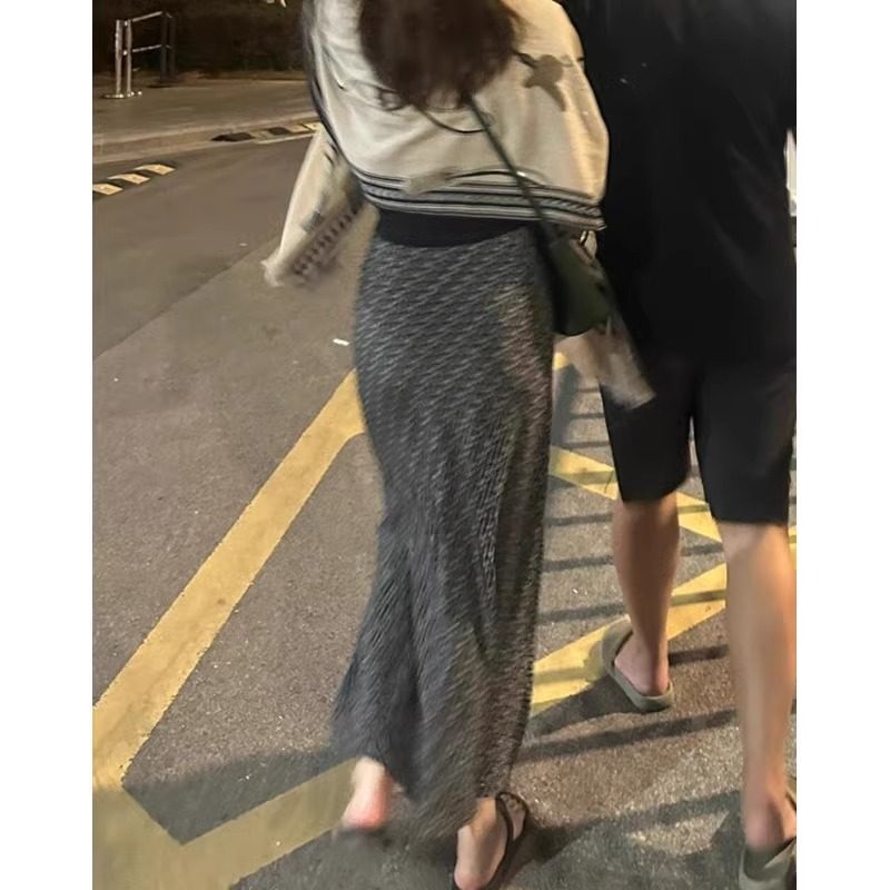 高级感法式茶歇印花及踝长裙修身气质复古包臀鱼尾桑蚕丝半身裙女